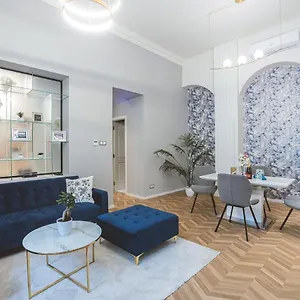 Luxury Gold 2 Bedroom Appartamento Budapest