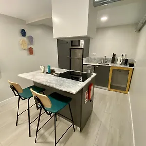 Canarios Cardal - Ll Appartamento Lisbona